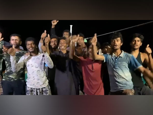 Pakistani and Iranian crew thank Indian Navy for saving them (Image Credit: X/@indiannavy)