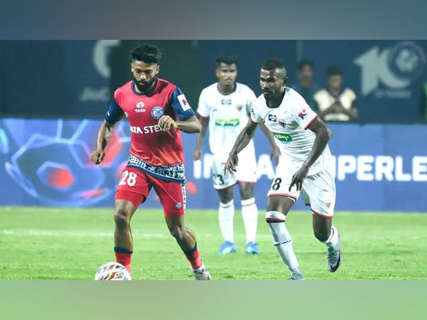 Jamshedpur FC and NorthEast United FC in action. (Photo- ISL)