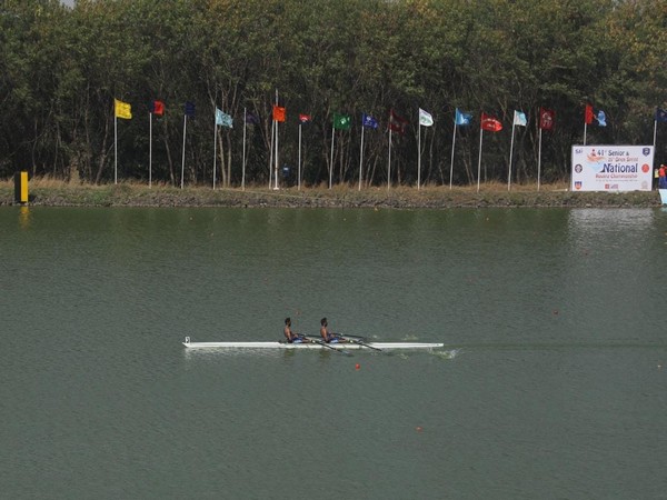 Kulwinder and Karamjit (Services) in double sculls semi final at National Rowing Championship (Image: RFI)