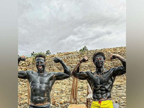 Akshay Kumar, Tiger Shroff (Image source: Instagram)