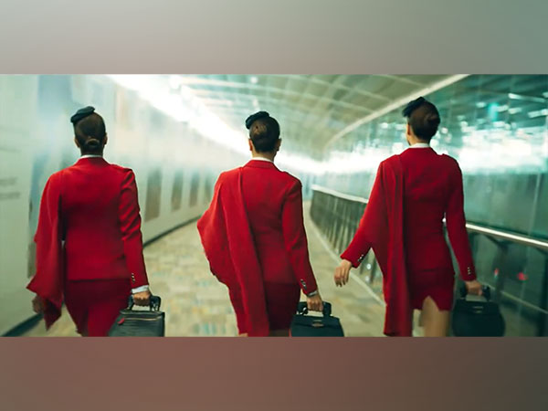 Tabu, Kareena Kapoor, Kriti Sanon (Image source: X)