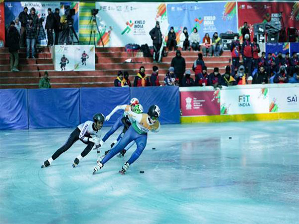 Under-17 Boys Short Track Speed Ice Skating at NDS Stadium in Leh (Image: DIPR – Ladakh)