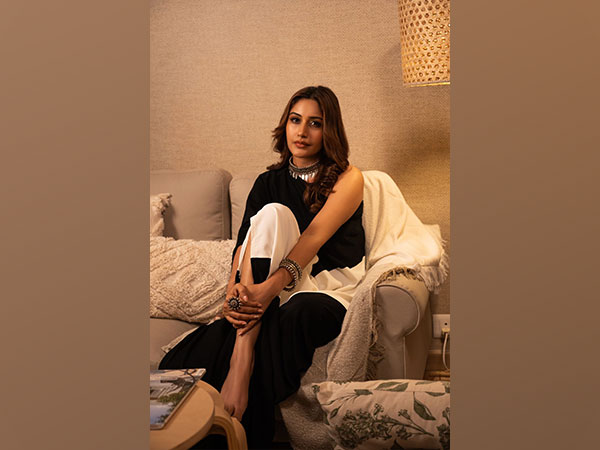 Surbhi Chandna(Image source: Instagram) 