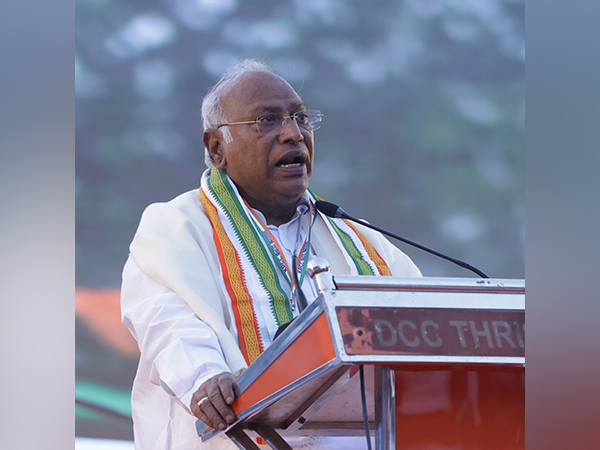 Congress chief Mallikarjun Kharge (Photo/Twitter: Congress)