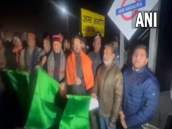 Union Minister Anurag Thakur flags off Aastha Special Train (Photo/ANI)