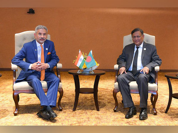 EAM Jaishankar with Bangladesh FM Mohammed Hasan Mahmud (Photo/X @DrSJaishankar)