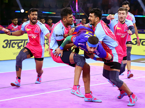 Players in action. (Picture: PKL)