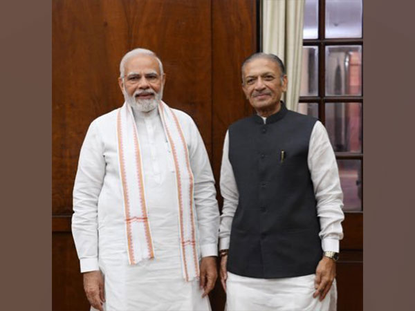 BJP leader Narhari Amin with PM Modi (X/@narhari_amin)