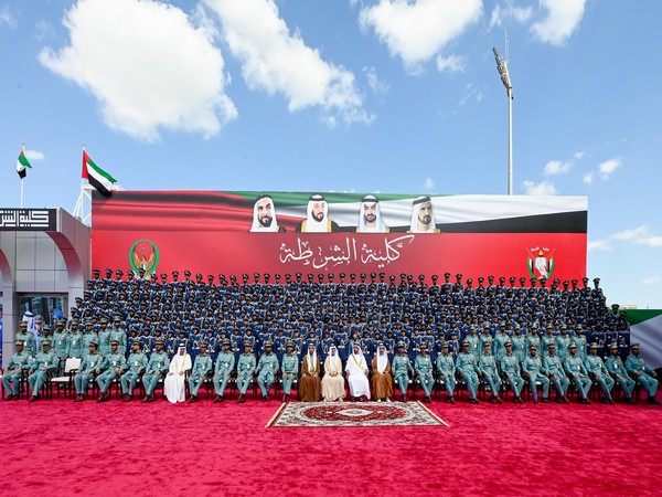 Saif bin Zayed witnesses graduation ceremony at Police College (Photo/WAM)