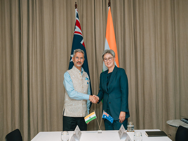 EAM S Jaishankar meets his Australian counterpart Penny Wong in Perth, Australia on Friday (Photo/X@DrSJaishankar)