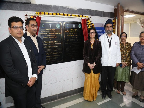Inauguration of addiction treatment facility at Safdarjung Hospital on Friday. (Photo/ANI)