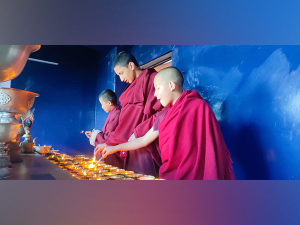 Tibetan monks offer special prayers at Dorjidak Monastery (Image/ANI)