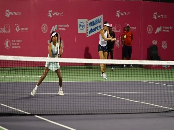 Prarthana Thombare and Arianne Hartono. (Picture: WTA)