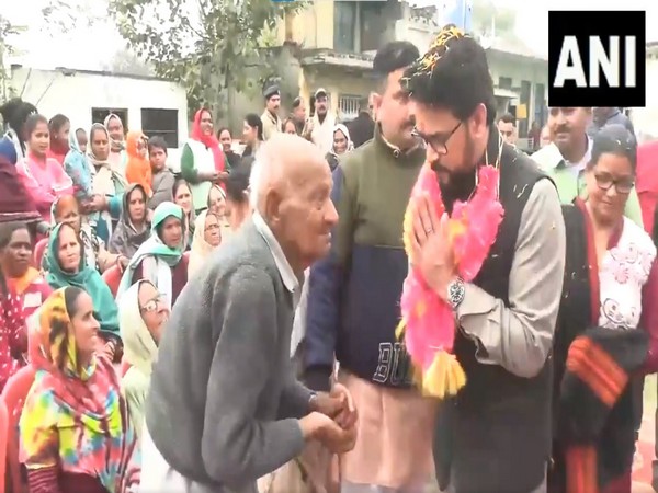Anurag Thakur participates in 'Gaon chalo campaign' in Una (Photo/ANI) 