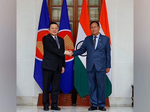 Union Minister of State, Rajkumar Ranjan with ASEAN Secretary General Kao Kim Hourn (Photo/X @RanjanRajkuma11)