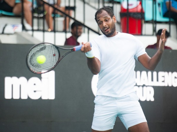 Ramkumar Ramanathan in action against Frenchman Maxime Janvier during Bengaluru Open 2024 (Image: KSLTA)