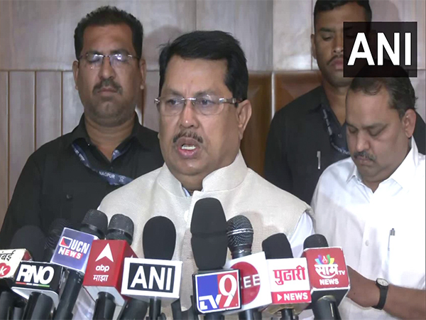 Congress leader Vijay Wadettiwar. (Photo/ANI)