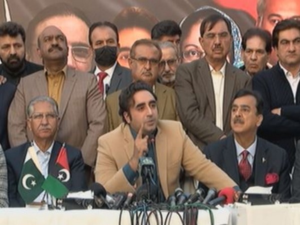 Pakistan People's Party chairman, Bilawal Bhutto Zardari addresses a presser in Islamabad (Photo/X@PPP_Org)