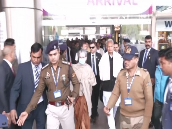 Sonia Gandhi arrives in Jaipur (Photo/ANI)