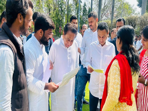 Kamal Nath with son Nakul Nath in Chhindwara (Photo/X @OfficeOfKNath)