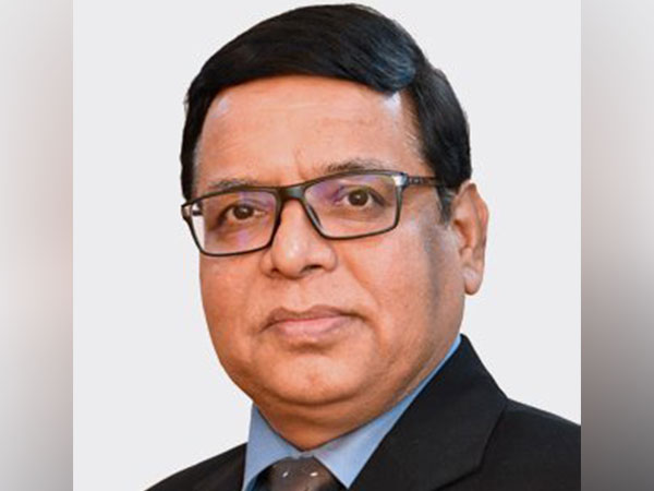 Suresh P Manglani, Executive Director and CEO of Adani Total Gas Limited (Photo/X)