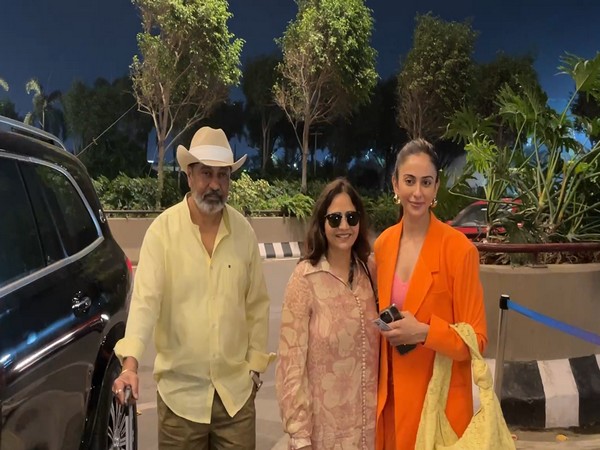 Rakul Preet Singh with family (Image Source: ANI)