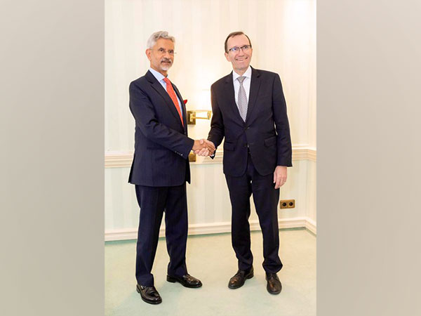 External Affairs Minister S Jaishankar and Norway Foreign Minister Espen Barth Eide. (Photo: X//@DrSJaishankar)