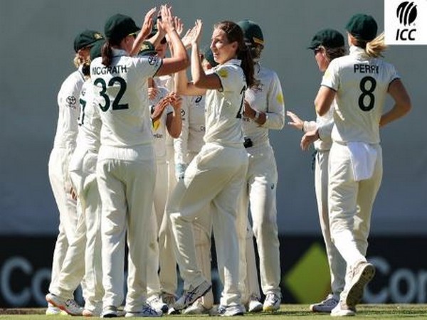 Team Australia celebrating a wicket. (Photo- ICC Twitter)