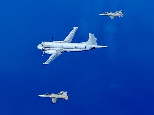 Indian, French navies aircraft join forces over Bay of Bengal, creates symphony of teamwork, strategy(Photo credits: X/@indiannavy)