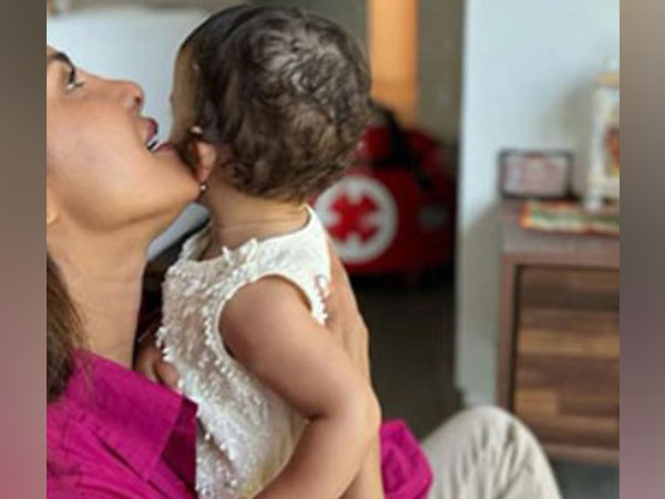 Priyanka Chopra with daughter Maltie (Image source: Instagram)