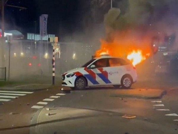 Police car set on fire in Netherlands (Photo/X Viral Video)