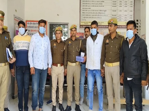 Solver gang involved in UP Police recruitment exam busted, 2 constables arrested, along with 20 accused. (Photo/ANI)