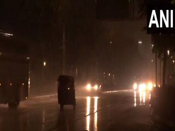 Visuals from Indraprastha Road near Nizamuddin flyover towards Bhairon Marg (Photo/ANI)