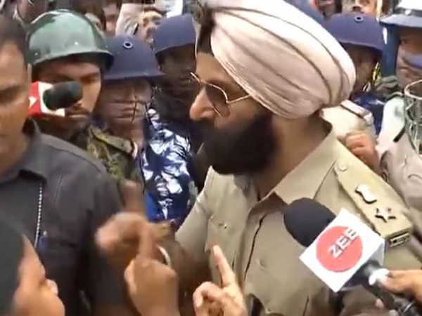 IPS officer protests at being called Khalistani (Photo credit/ X@MamataOfficial)