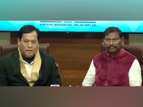 Sarbananda Sonowal and Arjun Munda (Photo credit/ X@sarbanandsonwal)