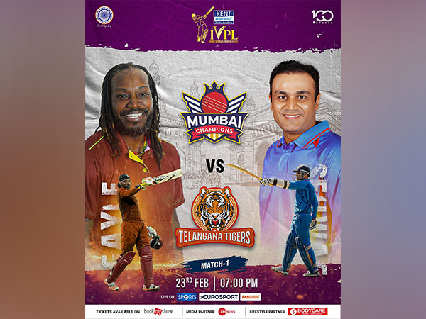 Chris Gayle (L) and Virender Sehwag (R) (Photo: IVPL)