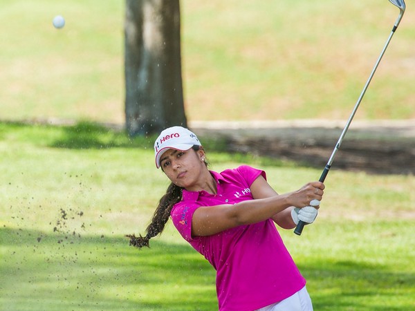 India golfer Tvesa Malik in action during SuperSport Ladies Challenge (Image: SLT)