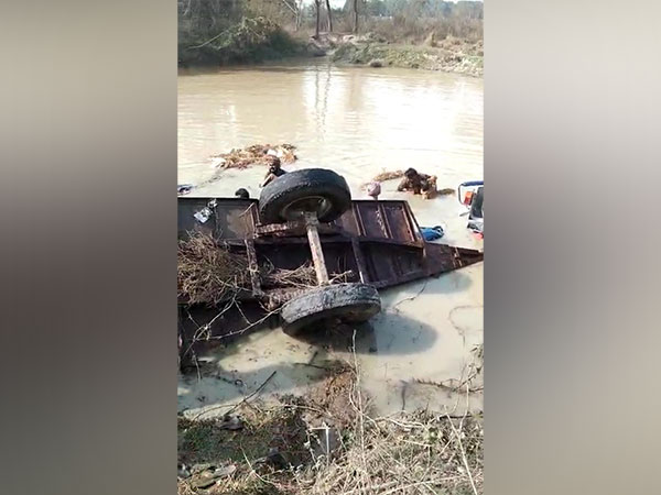 Tractor trolley carrying passengers falls into pond in Kasganj district (Image/ANI)