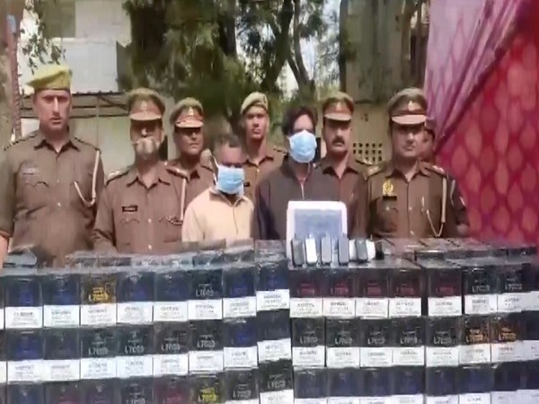 e-cigarette, cannabis confiscated by Noida police (Photo/ANI)