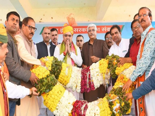 Union Minister Gajendra Singh Shekhawat with Chief Minister Bhajan Lal Sharma. (Photo/ANI)