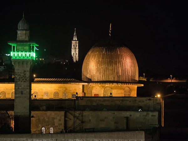 A nighttime view of the Al Aqsa Mosque (Photo/TPS)