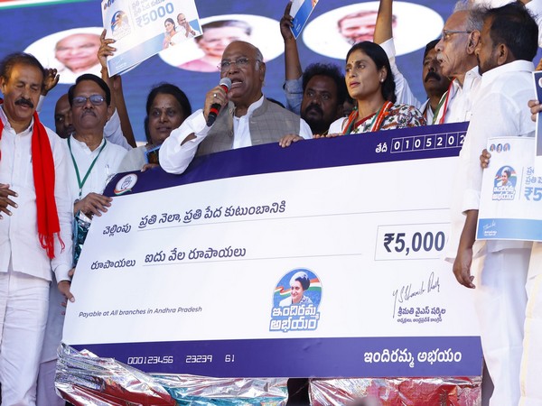 Congress leader Mallikarjun Kharge (Photo/Twitter:Kharge)