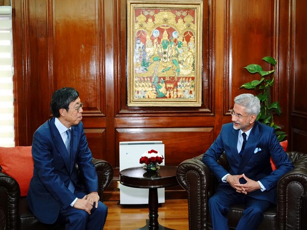 S. Jaishankar welcomes President of Japan Foundation, Kazuyoshi Umemoto (Photo: X/@DrSJaishankar)