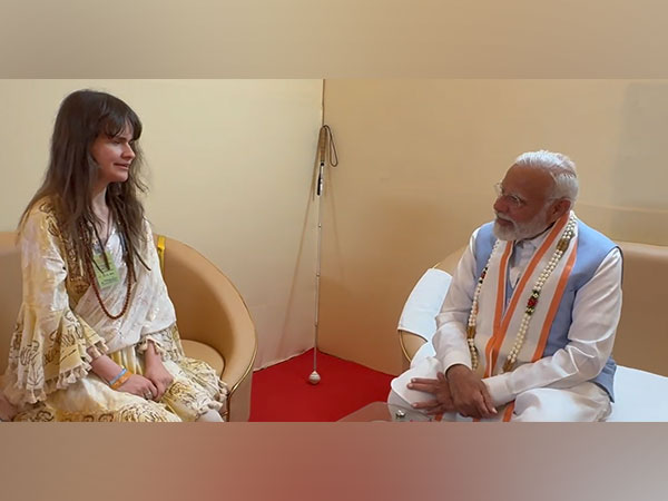 Cassandra Mae Spittmann, PM Modi (Image source: ANI Photo)