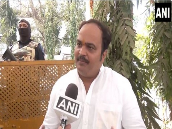 Uddhav Thackeray faction leader and spokesperson Anand Dubey (Photo/ANI)