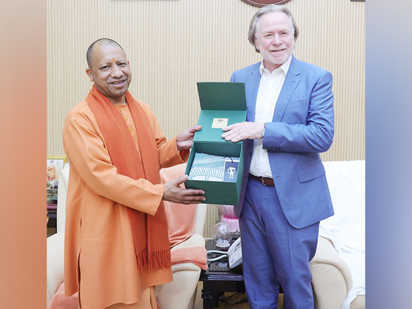 Yogi Adityanath meets Australian high commissioner Philip Green OAM (Photo: X/@myogiadityanath)