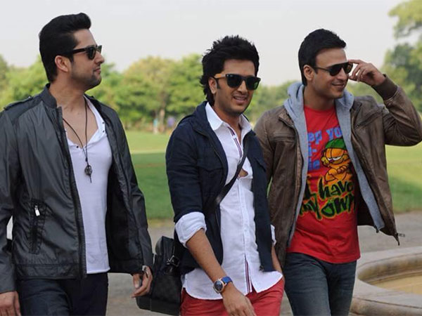 Aftab Shivdasni, Riteish Deshmukh, Vivek Oberoi (Image Source: X)