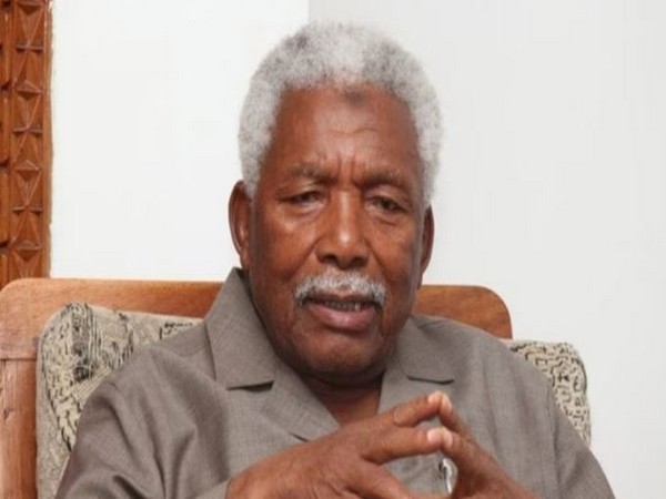 Former Tanzanian President Ali Hassan Mwinyi. (Photo: X/ @VOAPortugues)