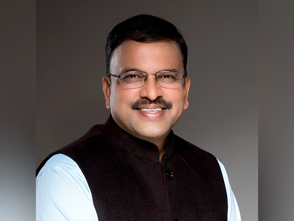 Jai Bharat National Party founder JD Lakshmi Narayana (Photo credit/ X@VVL_Official)