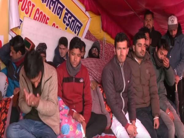 Job aspirants hold 23-day hunger strike in Himachal Pradesh (Photo/ANI)